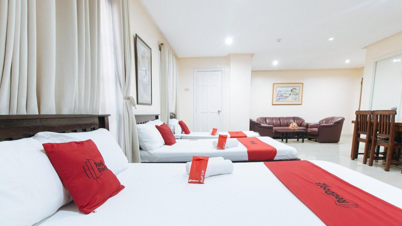 Reddoorz Plus @ Better Living Paranaque Paranaque City Exterior photo